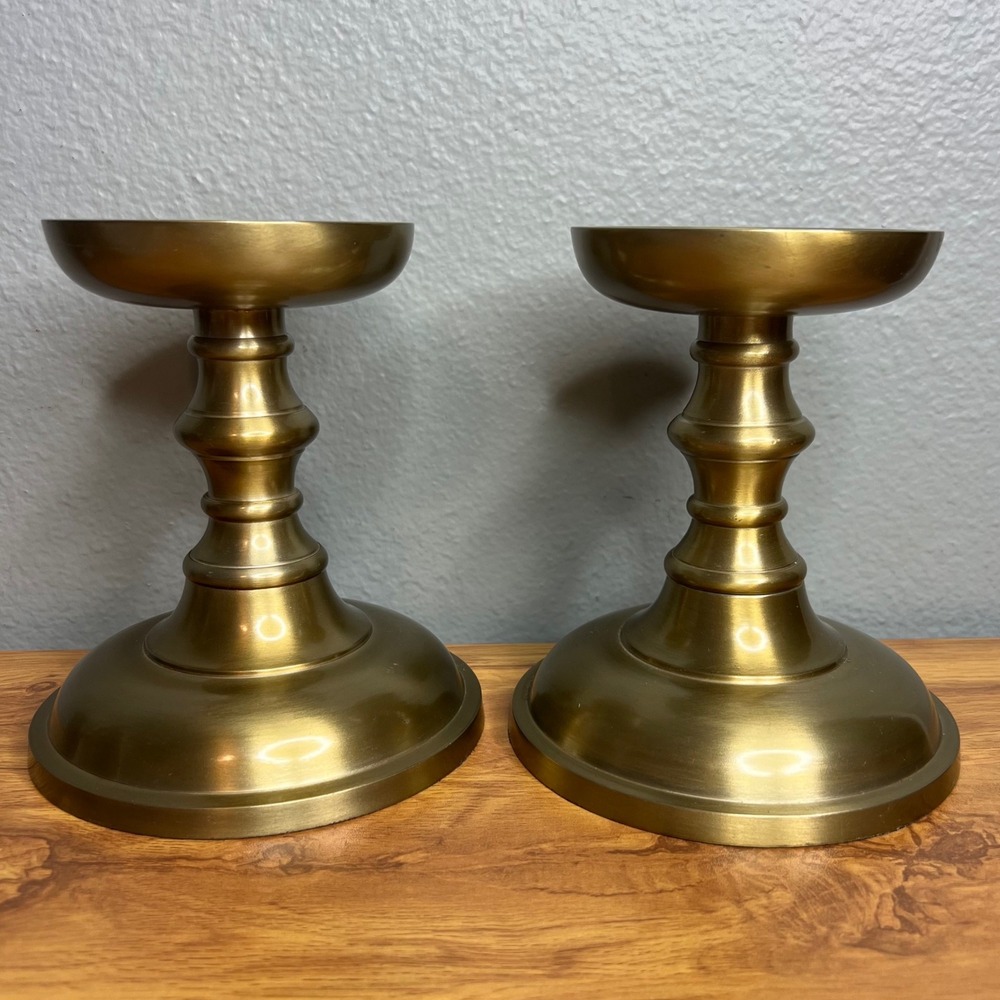 Pottery Barn Pillar Pedestal Riser Candle Sticks Set of 2 Brushed Brass‎ Holiday